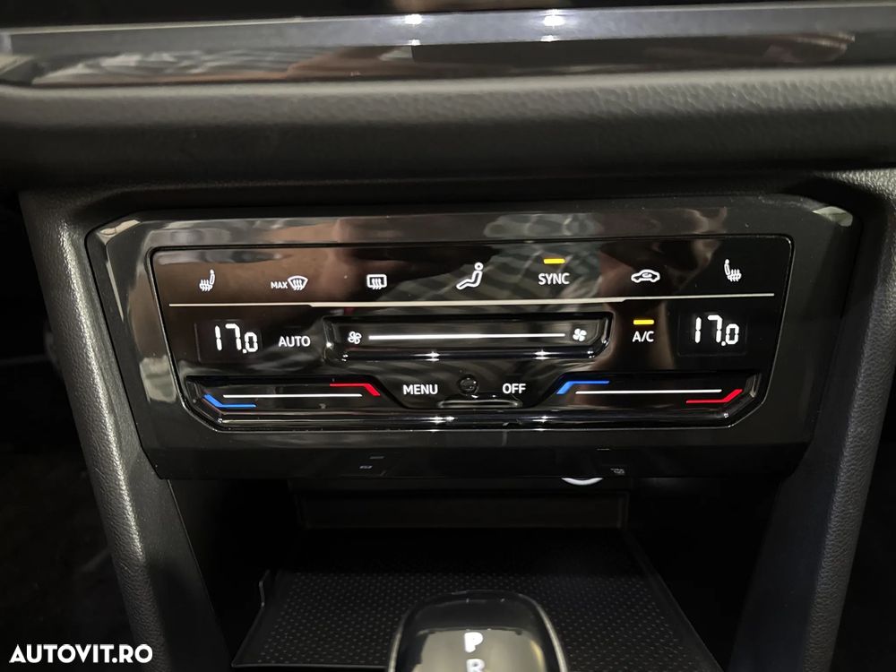 Volkswagen Tiguan - 19