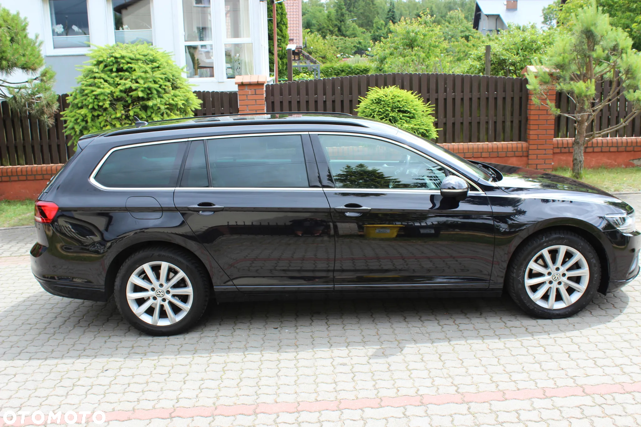 Volkswagen Passat Variant 2.0 TDI SCR DSG Business - 5