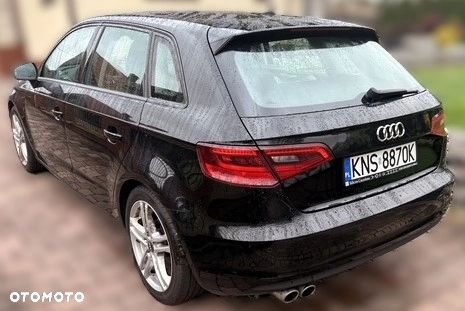 Audi A3 Sportback 2.0 TDI design - 6
