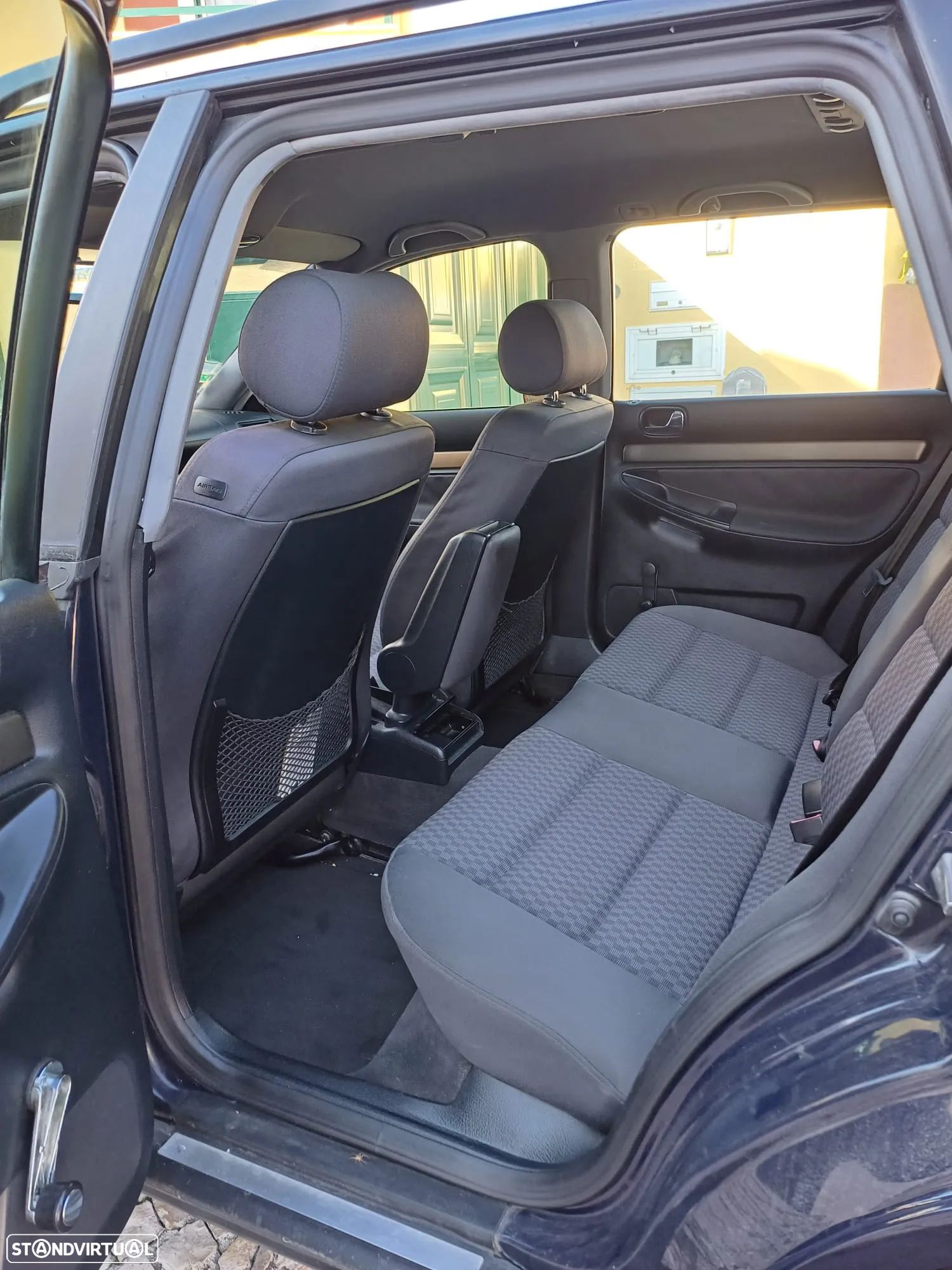 Audi A4 Avant 1.9 TDI Attraction - 6