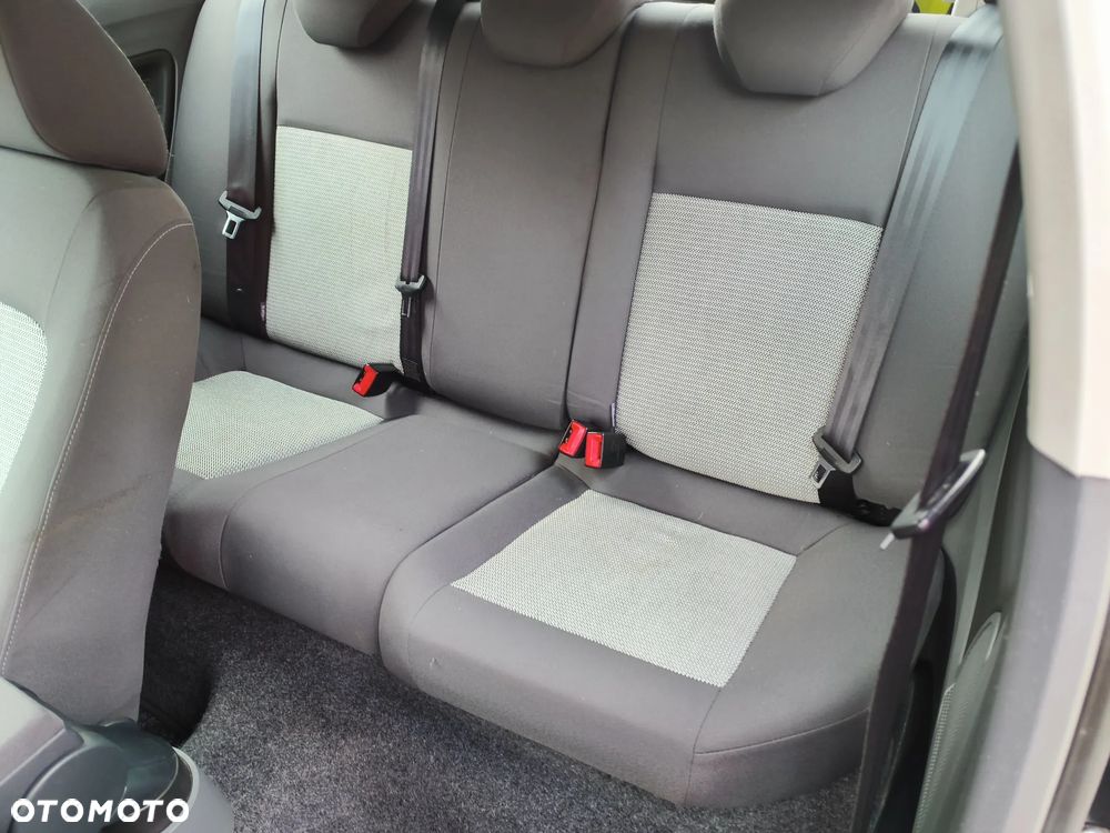 Seat Ibiza SC 1.9 TDI PD Sport - 8