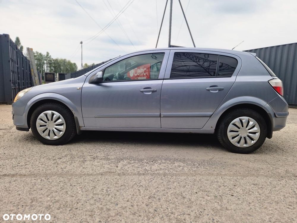Opel Astra - 18