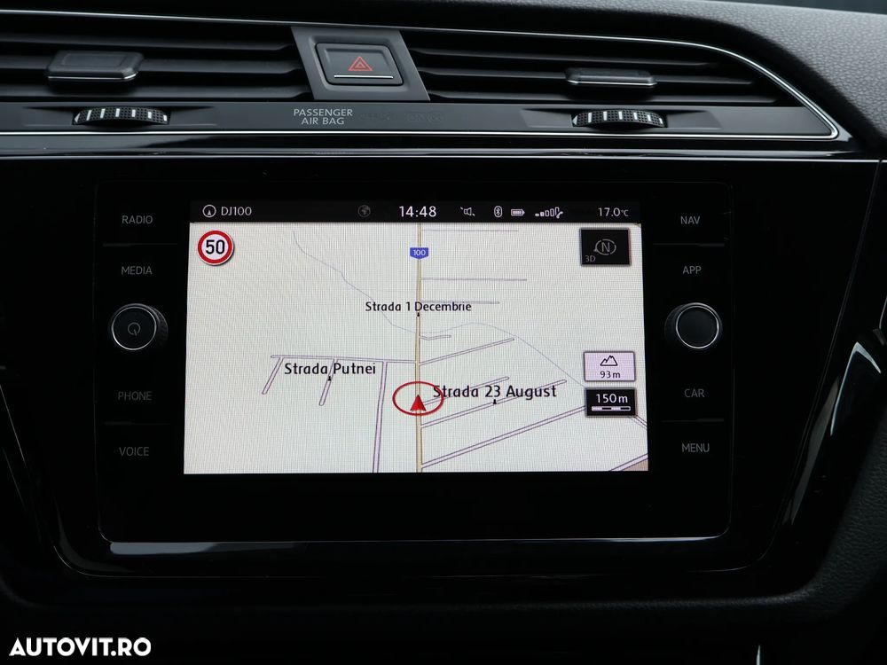 Volkswagen Touran 2.0 TDI DSG Highline - 15