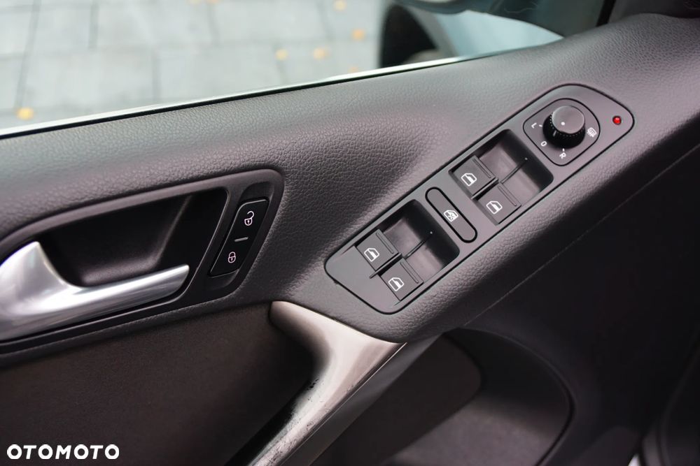 Volkswagen Tiguan - 39