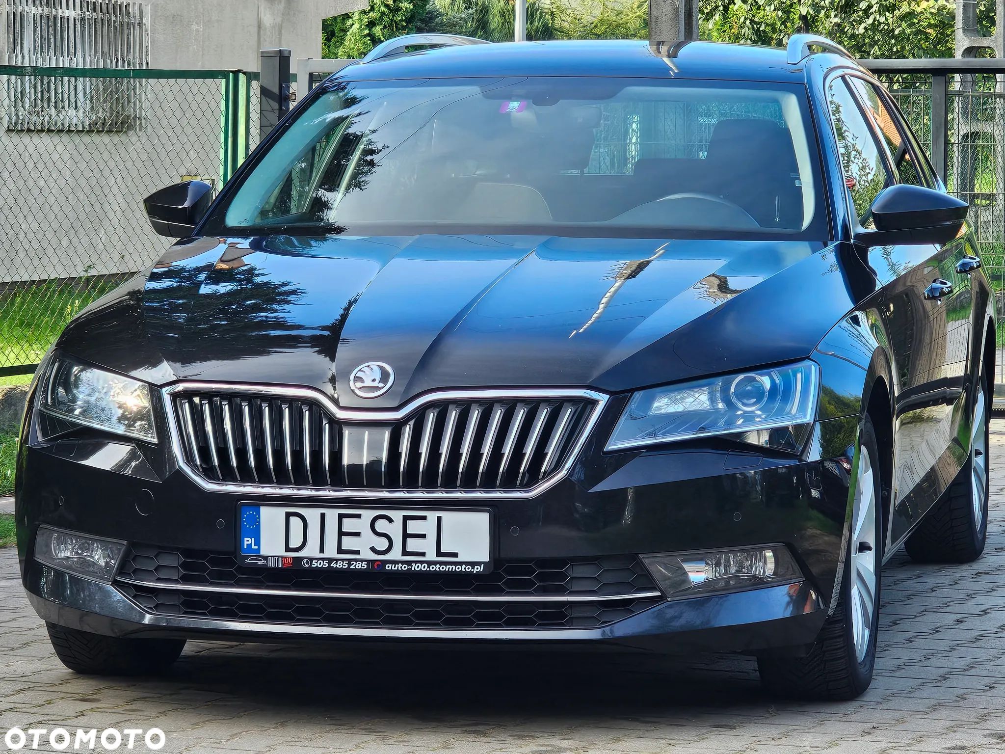 Skoda Superb 2.0 TDI DSG Premium Edition - 1