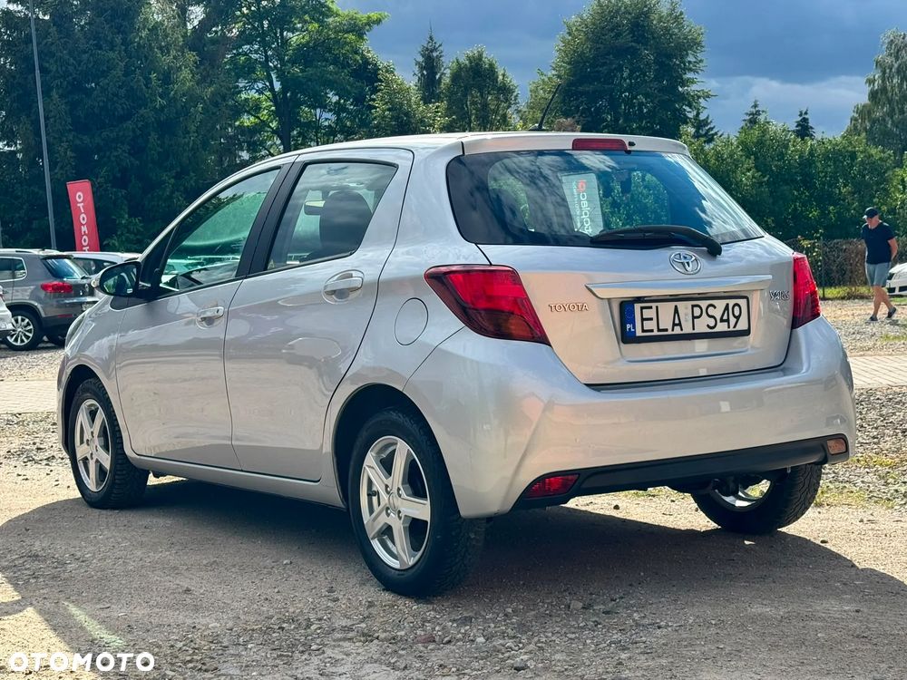 Toyota Yaris 1.33 Business Edition - 11