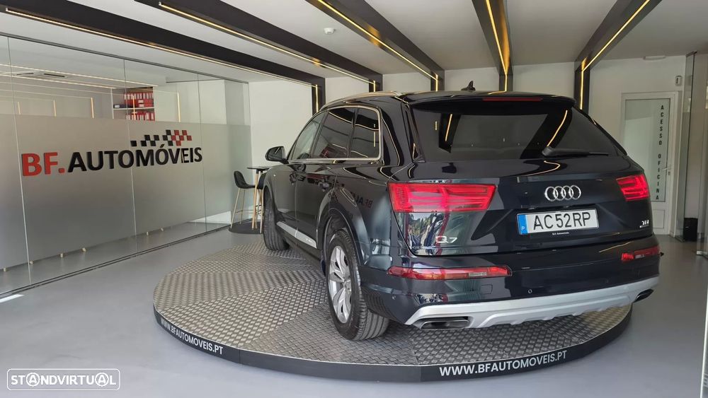 Audi Q7 3.0 TDI quattro S-line Tiptronic 7L - 4