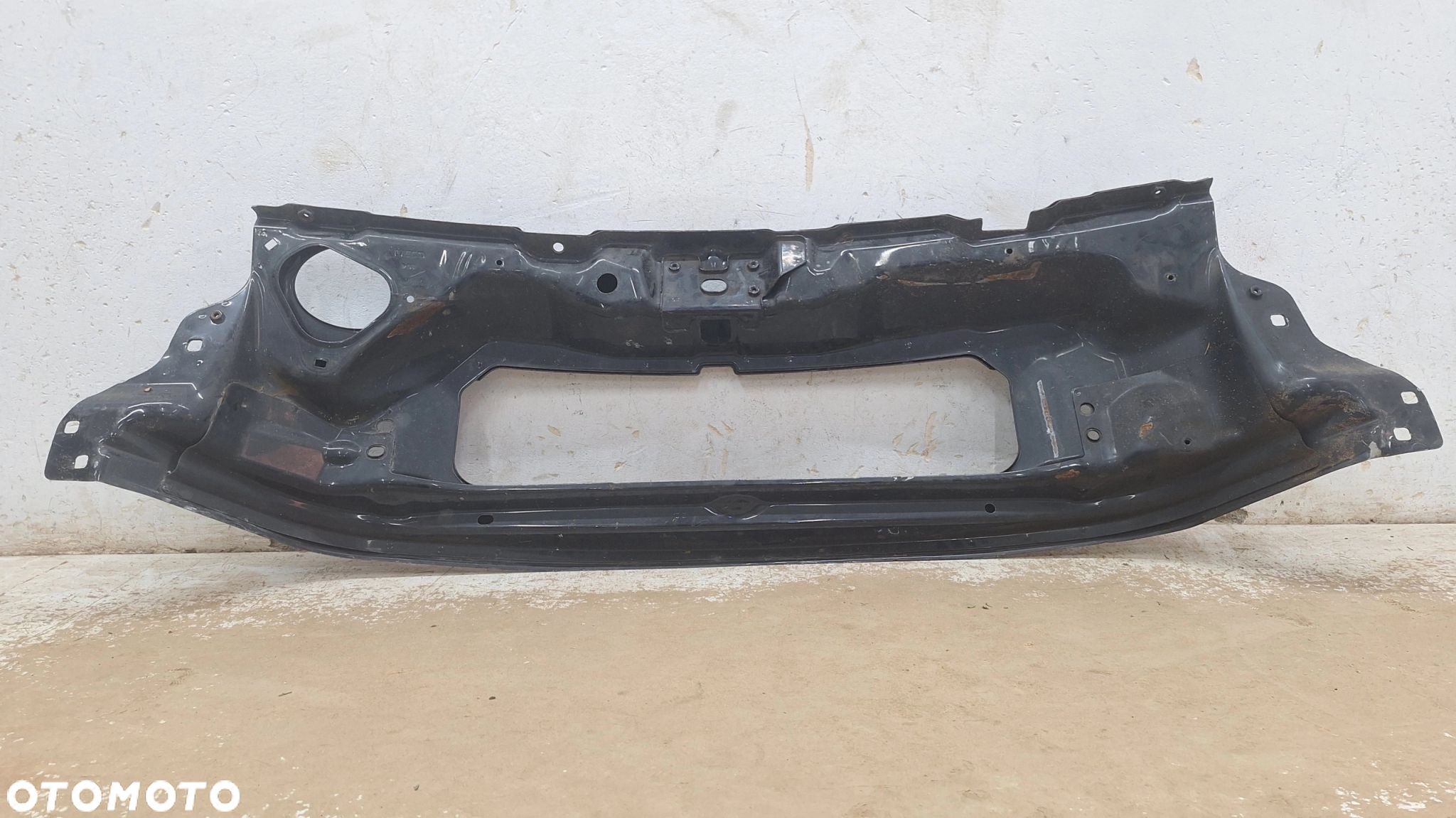 PAS PRZEDNI IVECO DAILY IV 2014 - 9