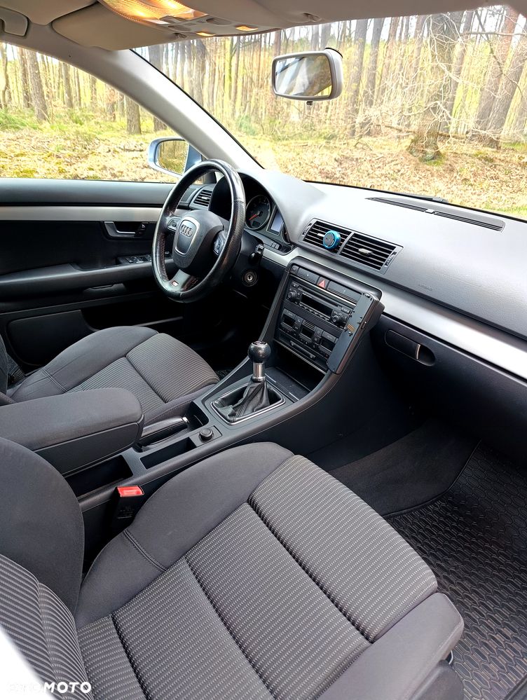 Audi A4 Avant 1.8T - 12