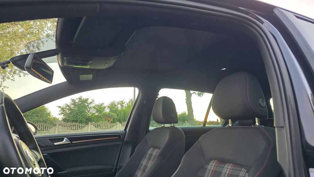 Volkswagen Golf 2.0 TSI BMT GTI - 11