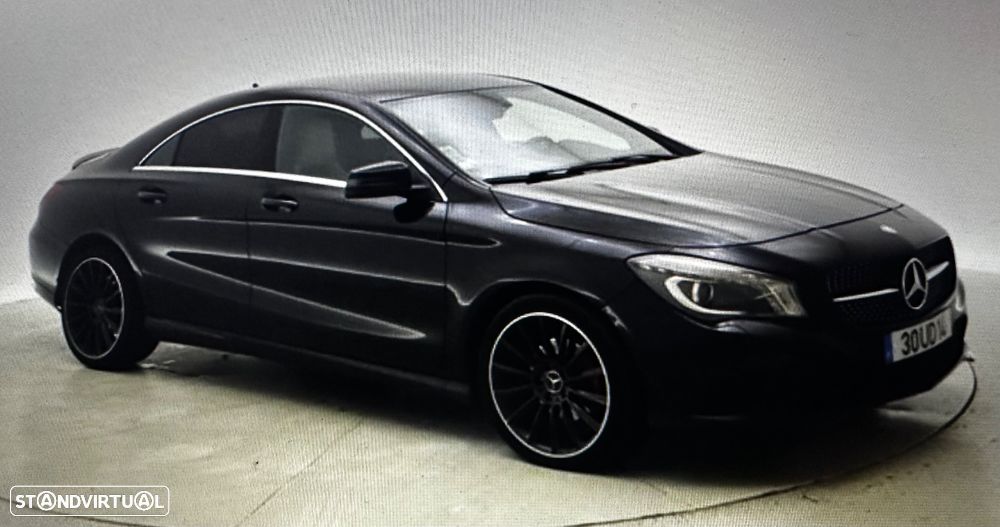 Mercedes-Benz CLA 220 CDI 7G-DCT Urban - 2