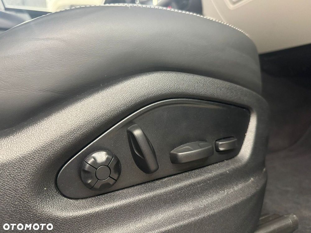 Porsche Cayenne - 37