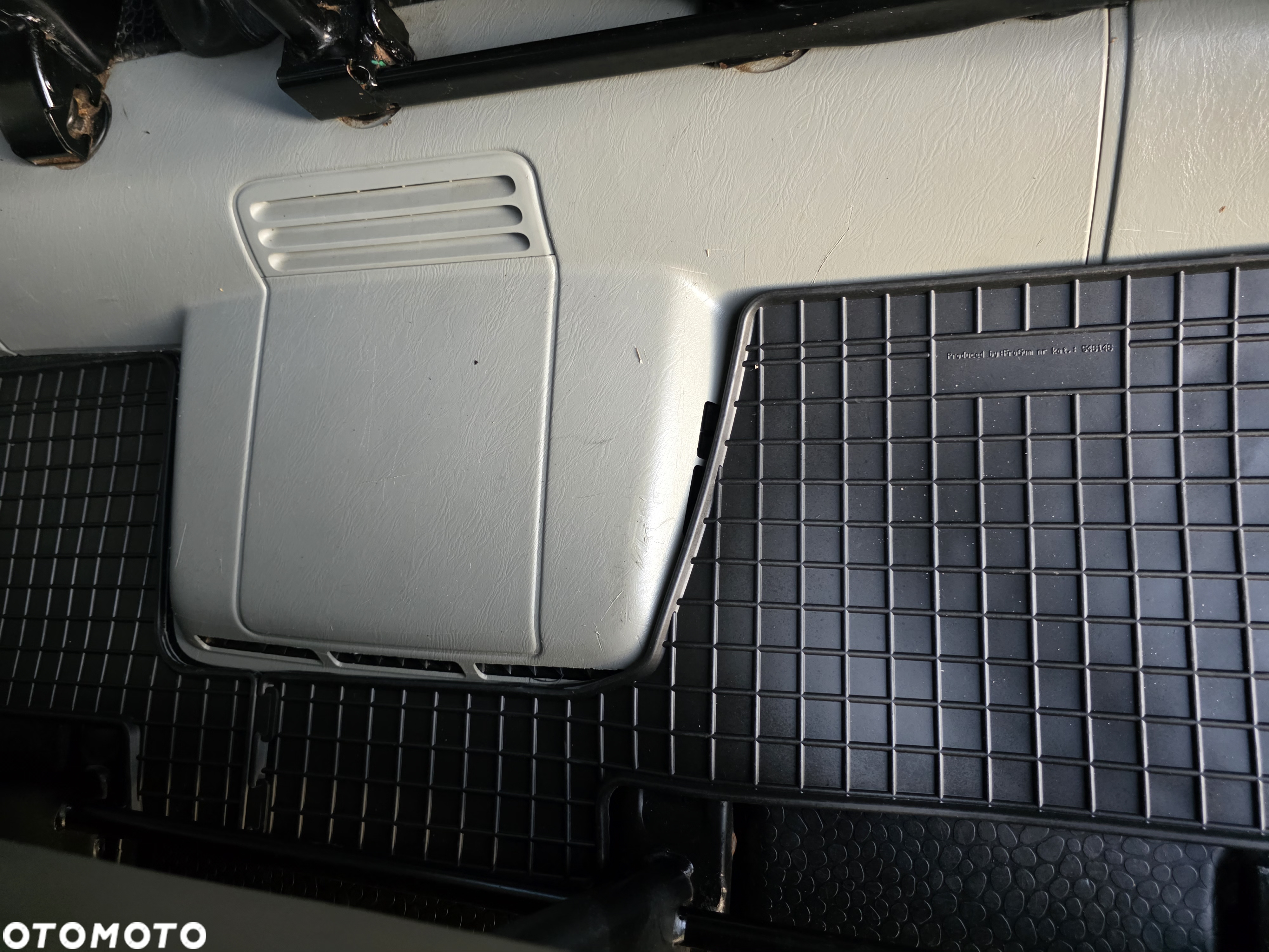 Renault Trafic 2.0 dCi 115 Combi L1H1 teilverglast - 15