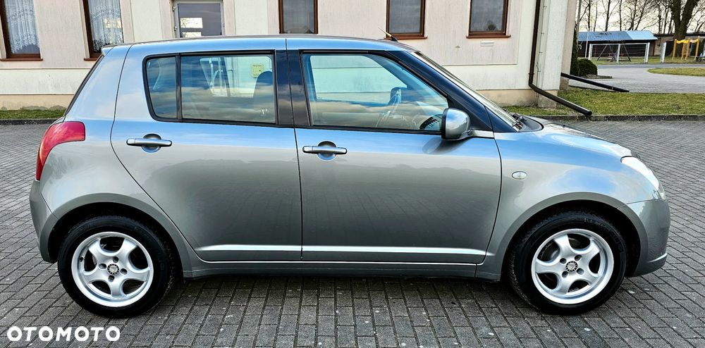 Suzuki Swift - 6