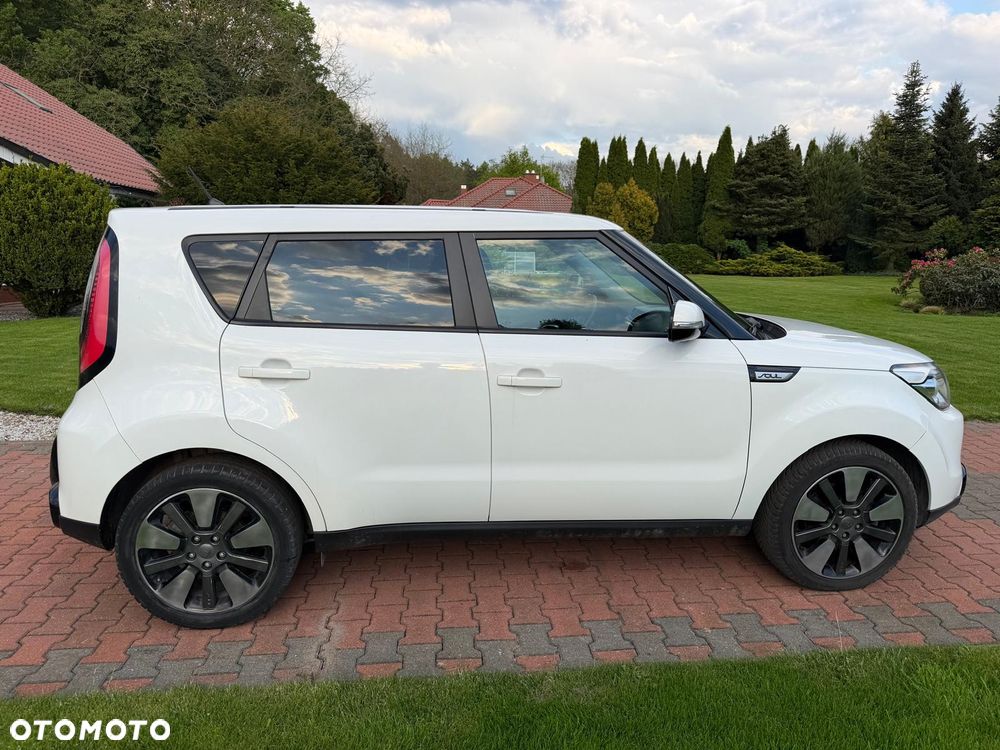 Kia Soul 1.6 CRDI Dream-Team Edition - 24