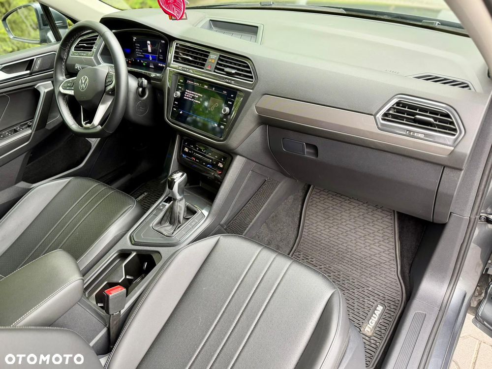 Volkswagen Tiguan - 9