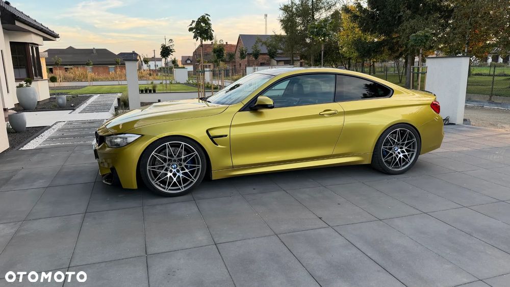 BMW M4 DKG Competition - 3