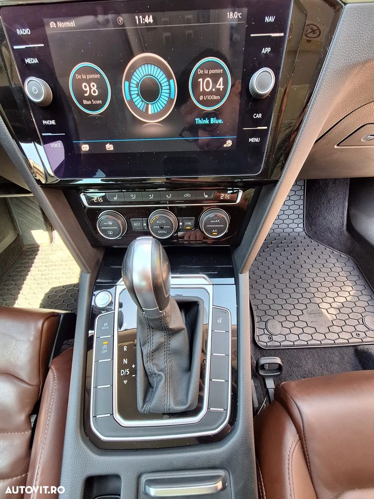 Volkswagen Passat 2.0 TSI DSG Highline - 8