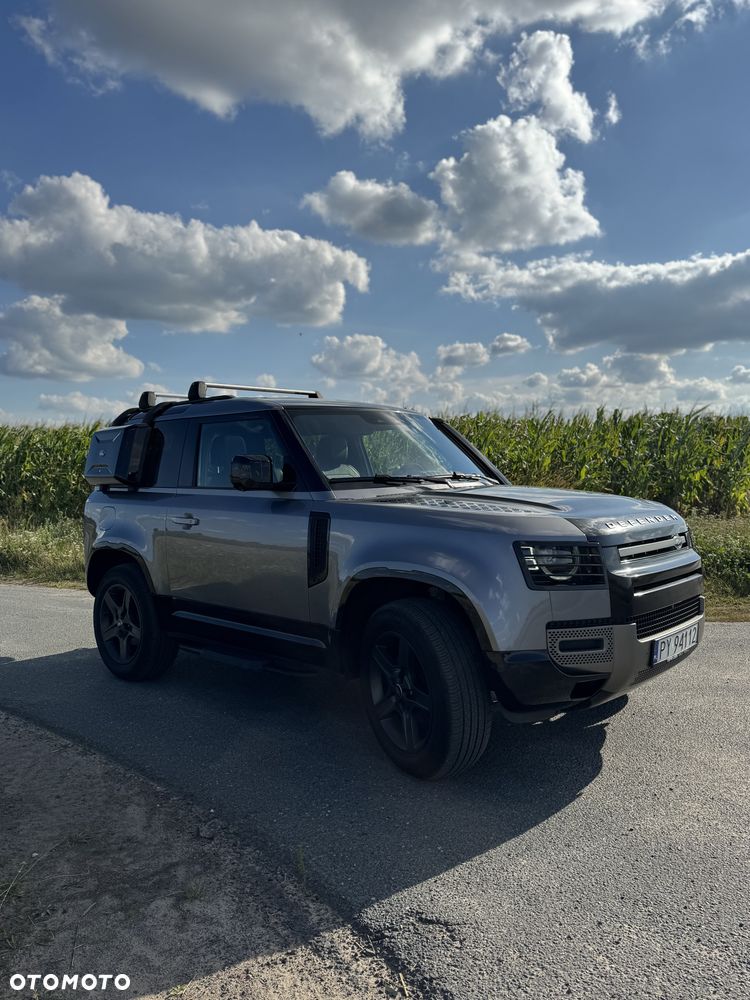 Land Rover Defender - 16