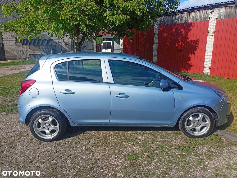 Opel Corsa - 1
