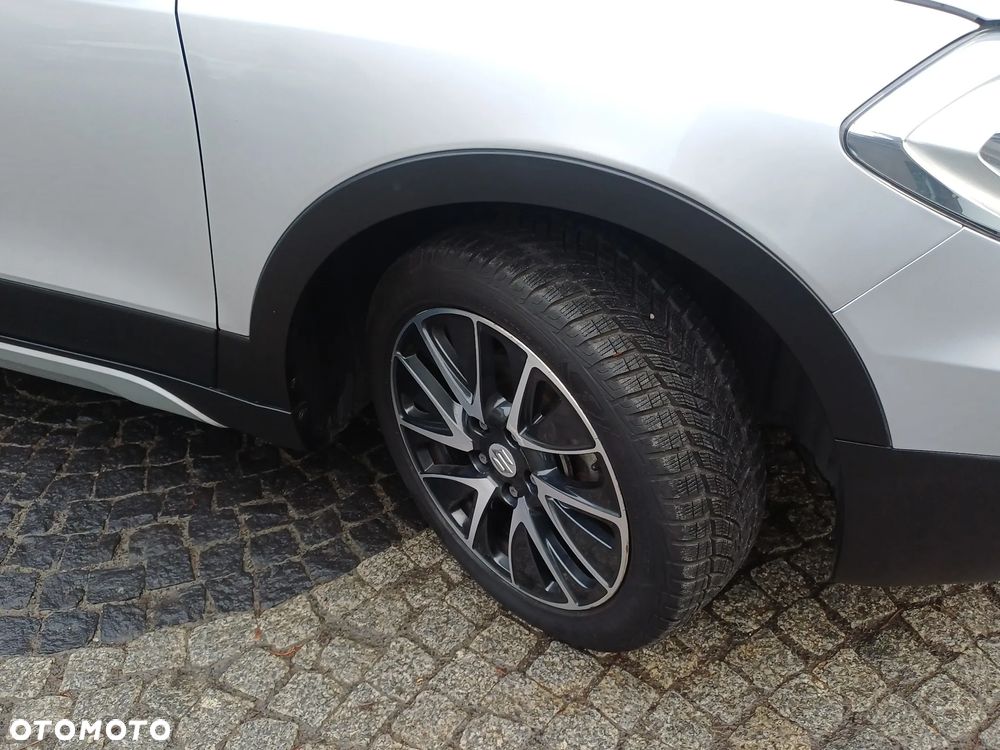Suzuki SX4 S-Cross 1.6 DDiS 4x4 Comfort+ - 19