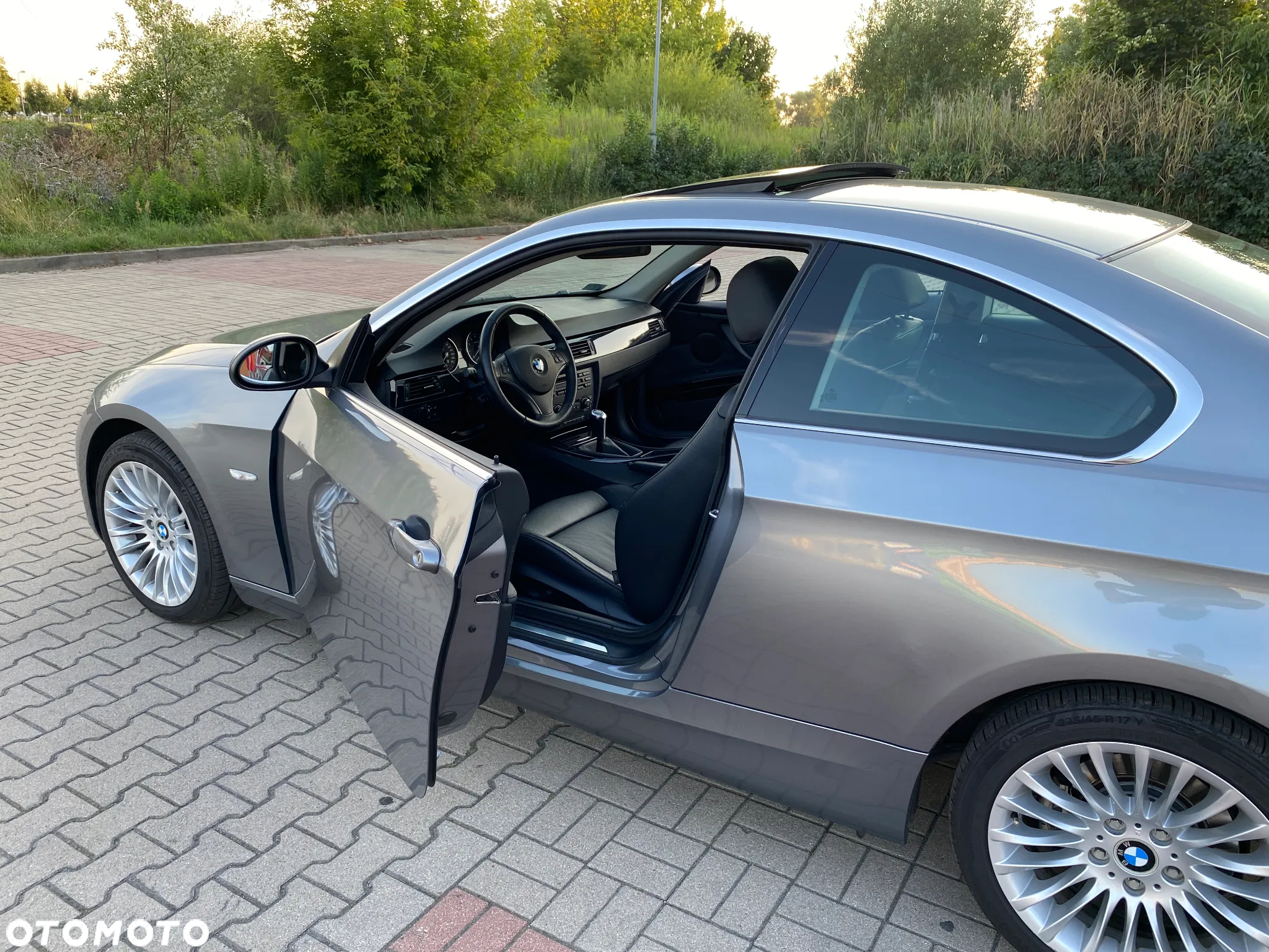 BMW Seria 3 325i - 11
