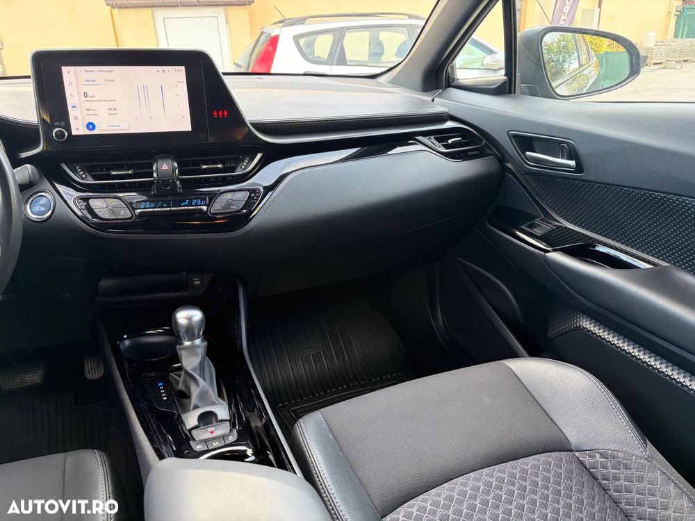 Toyota C-HR Business-Edition - 19