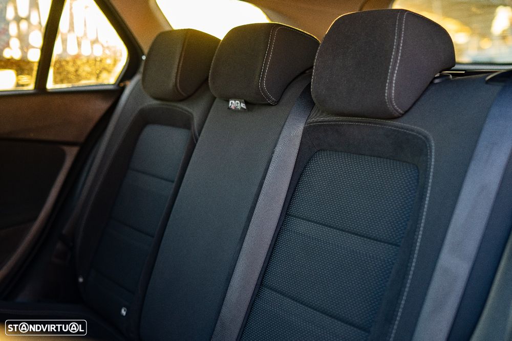 Fiat Tipo Station Wagon 1.6 M-Jet Lounge Tech J17 DCT - 33