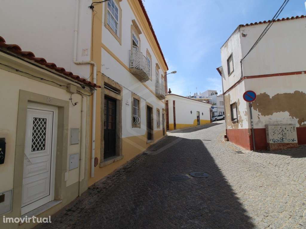 Moradia de charme T4 em zona centro de Silves, Algarve - Grande imagem: 2/40