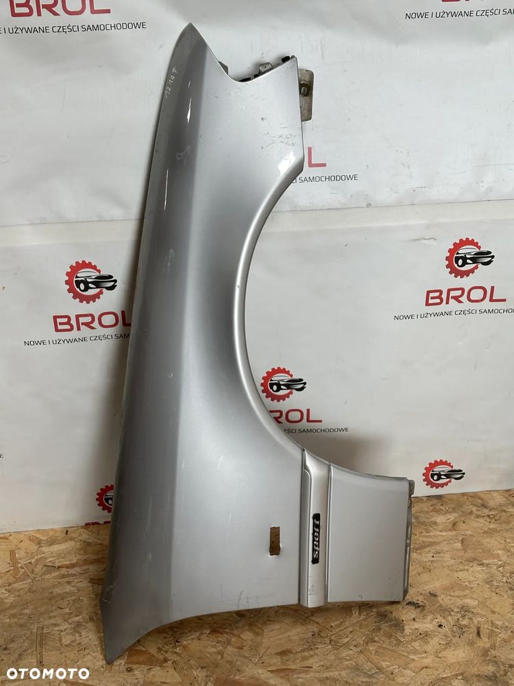 BŁOTNIK PRZEDNI PRAWY MERCEDES C-KLASA W202 - 1