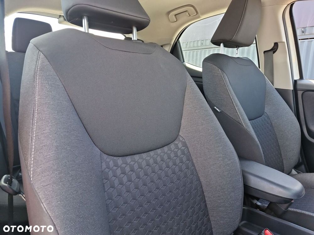 Toyota Yaris Hybrid 1.5 Comfort - 10