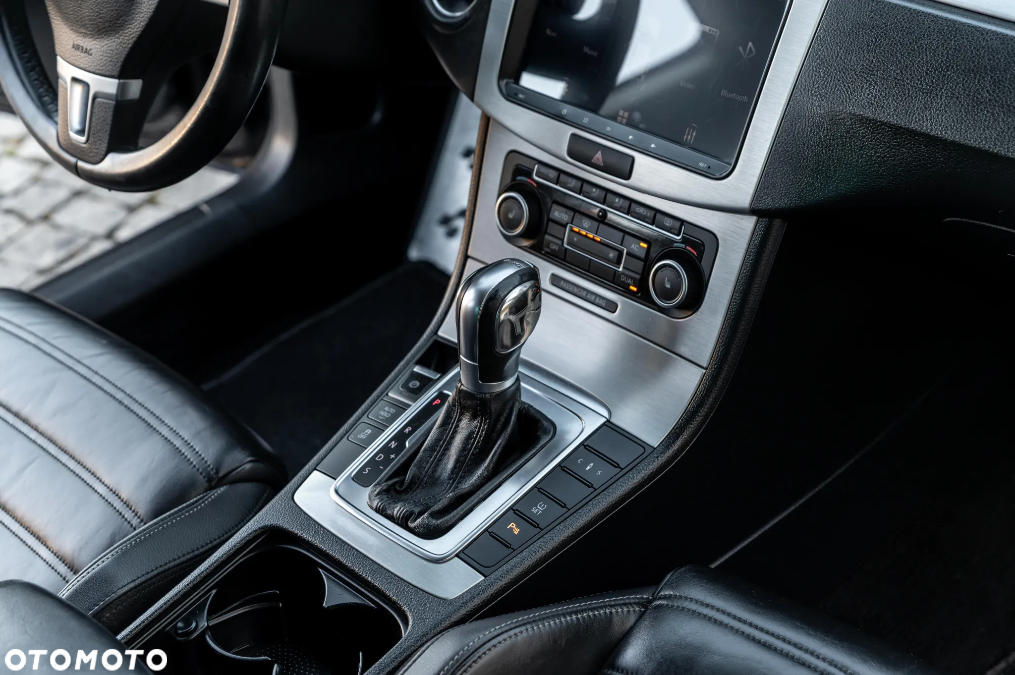 Volkswagen Passat CC 2.0 TSI DSG Exclusive - 26