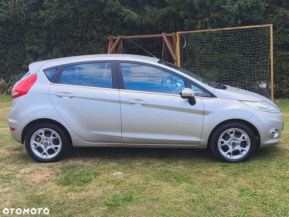 Ford Fiesta 1.25 Titanium EU5 - 15