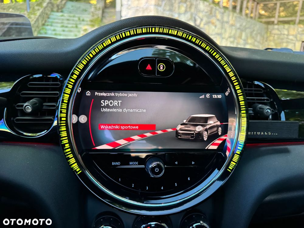 MINI John Cooper Works - 30