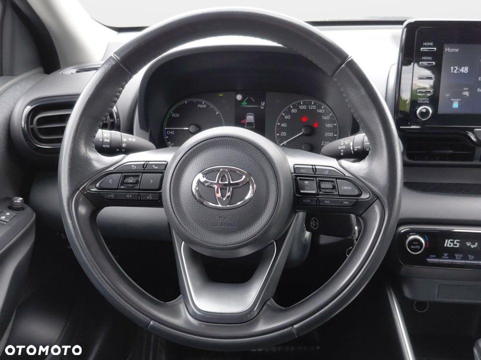 Toyota Yaris - 13