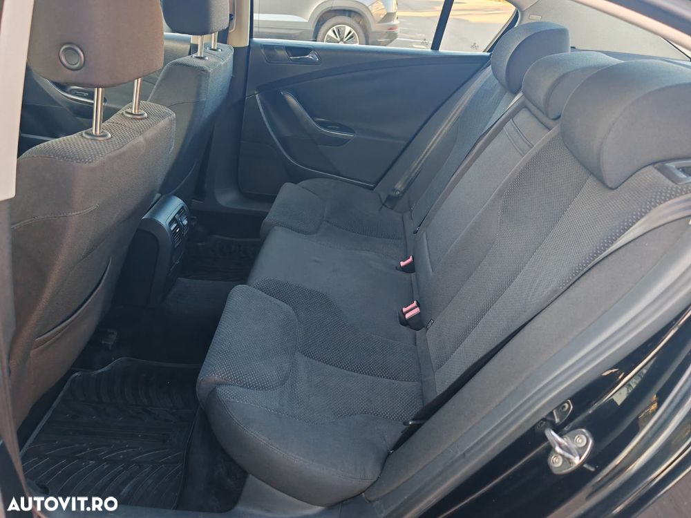 Volkswagen Passat Variant 2.0 TDI Comfortline - 17