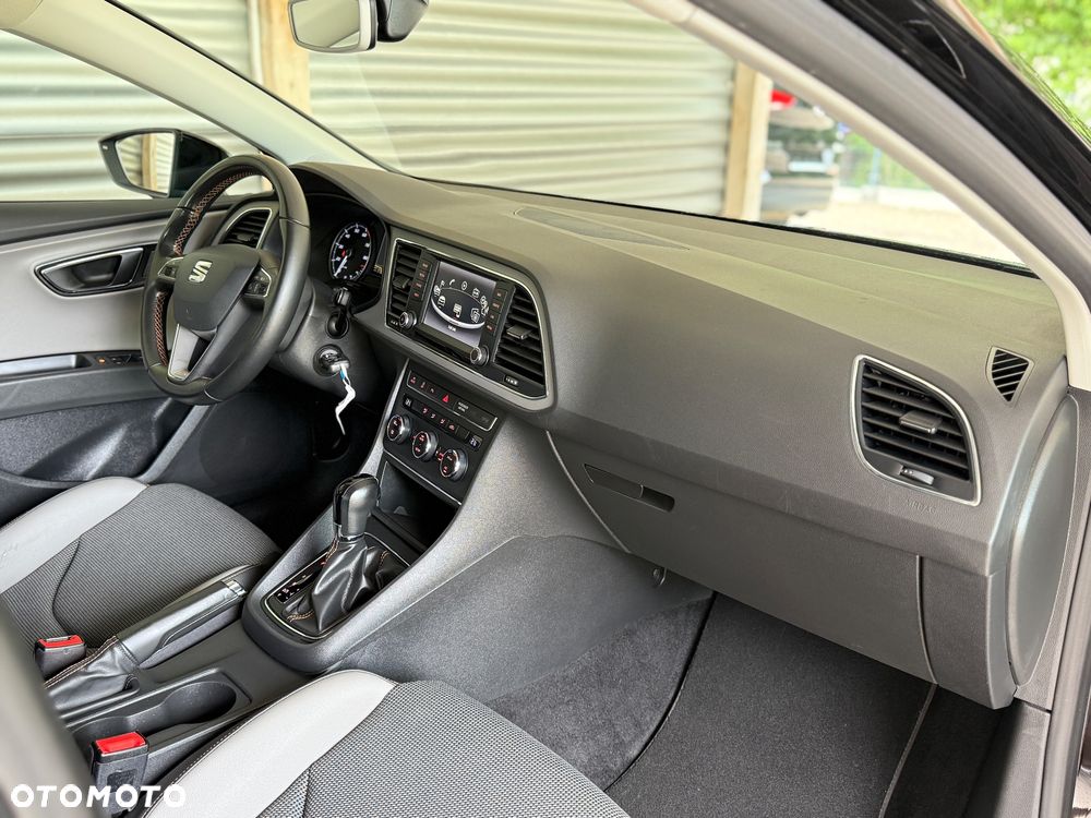 Seat Leon 1.8 TSI Start&Stop DSG XCELLENCE - 36