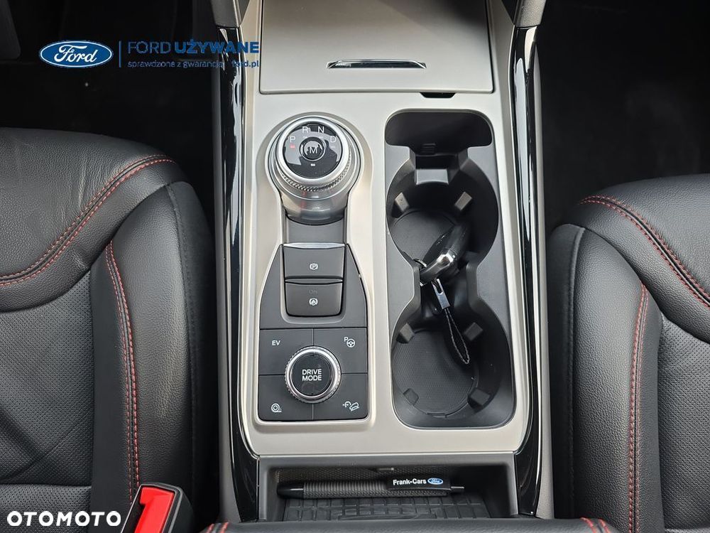 Ford Explorer - 29