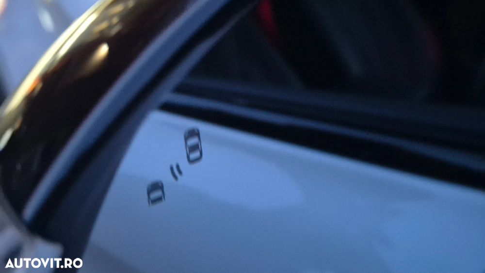 MG Marvel R Luxury - 35