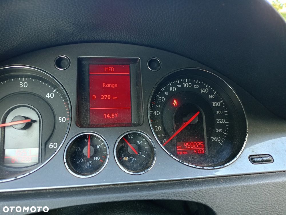 Volkswagen Passat 1.9 TDI Comfortline - 8