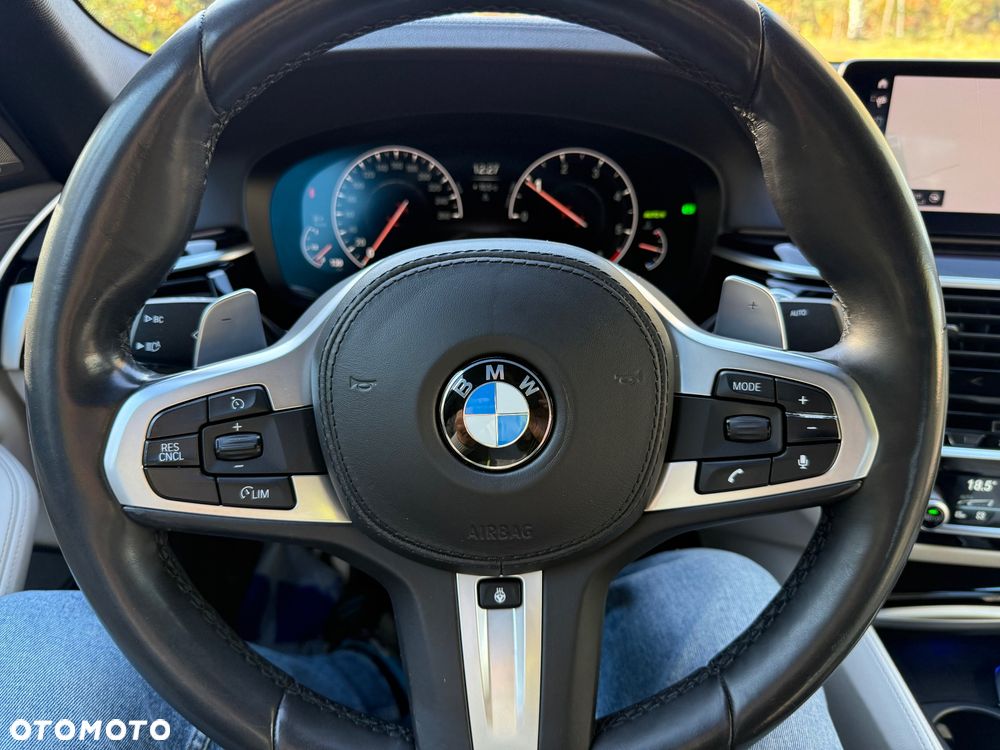 BMW Seria 5 - 26