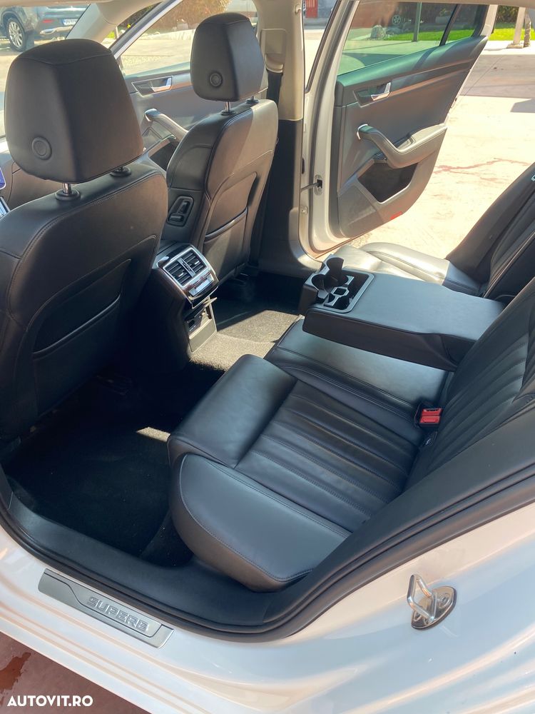 Skoda Superb 2.0 TDI DSG L&K - 8