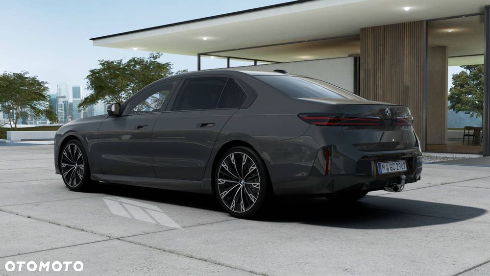 BMW Seria 7 740 xDrive - 5