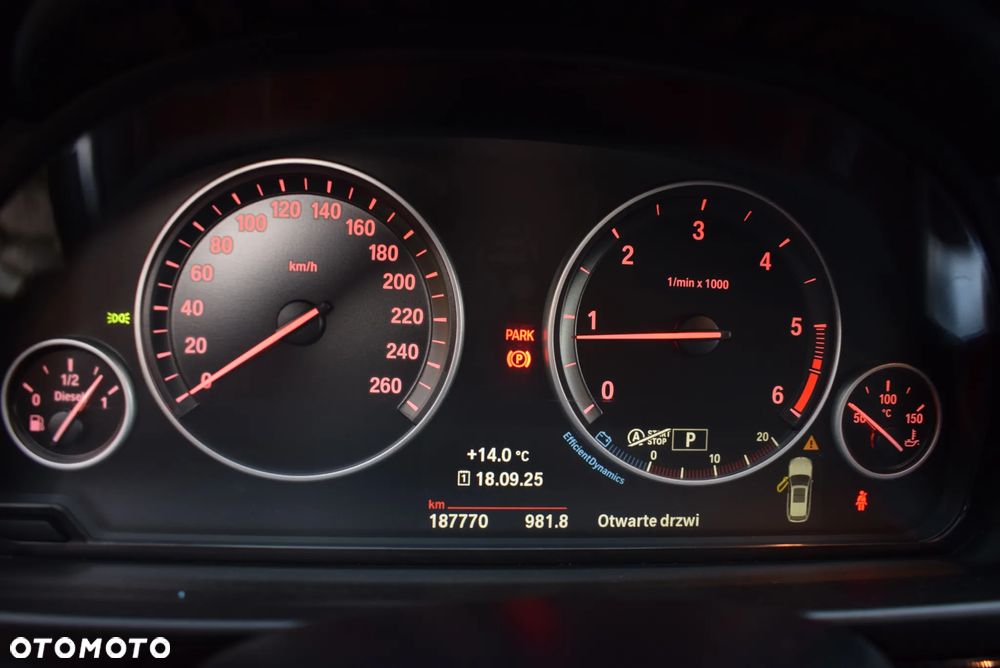 BMW Seria 5 - 25