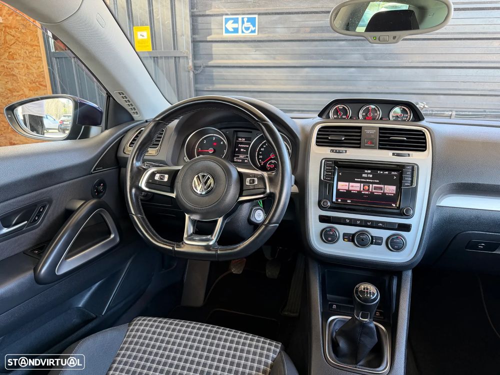 VW Scirocco 2.0 TDI Sport - 19