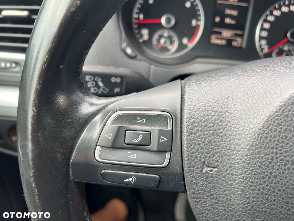 Volkswagen Sharan - 27