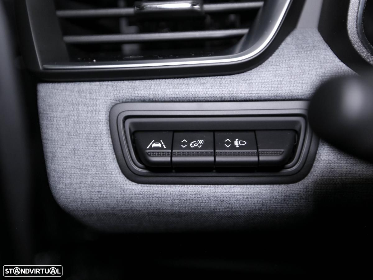 Renault Clio 1.0 TCe Evolution - 11