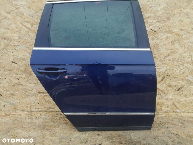 DRZWI PRAWE TYLNE TYŁ KOMBI KOMPLETNE VW PASSAT B6 LD5Q - 2