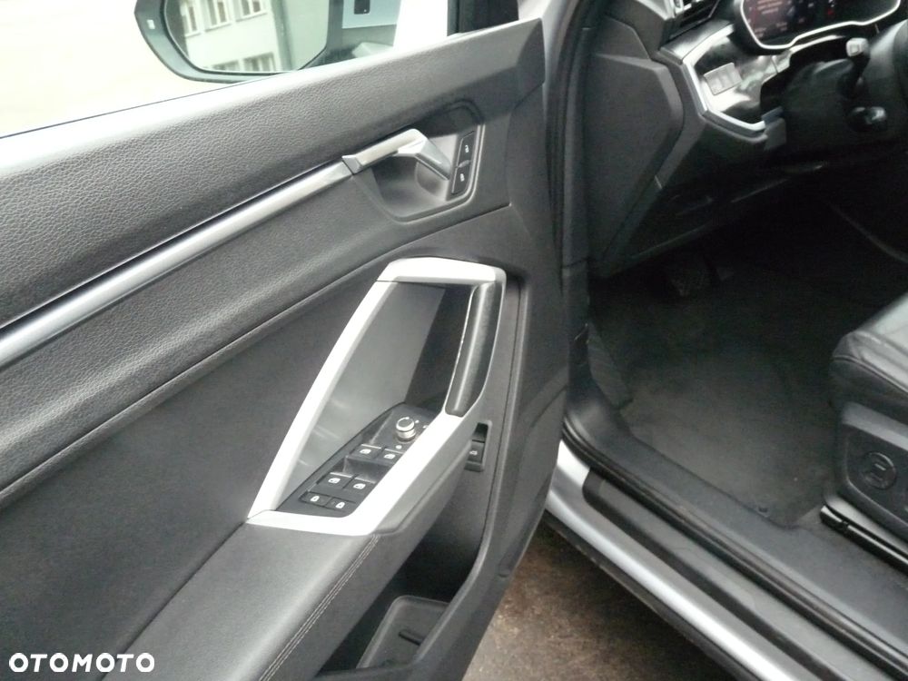 Audi Q3 45 TFSI Quattro S tronic S line - 33