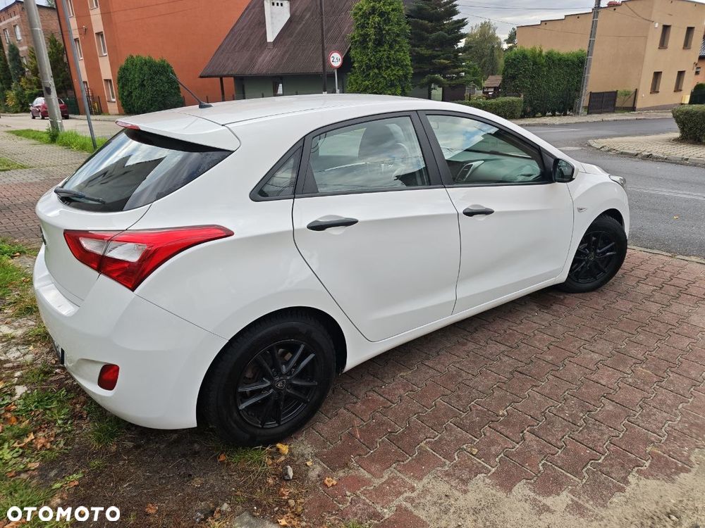 Hyundai i30 1.4 Comfort - 3